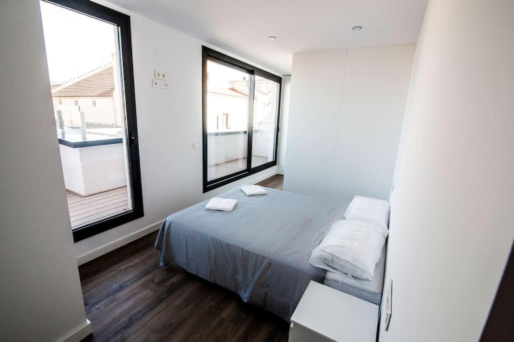 Atico Con Terraza En El Centro De Reus Daire Dış mekan fotoğraf
